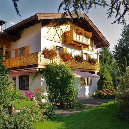 Gaestehaus Loedermann Garmisch-Partenkirchen Bagian luar foto