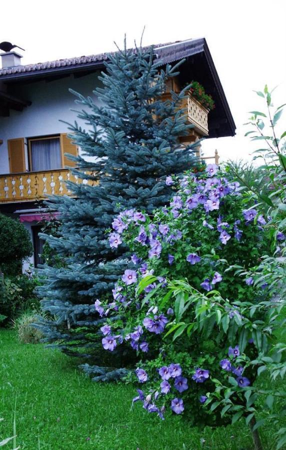 Gaestehaus Loedermann Garmisch-Partenkirchen Bagian luar foto