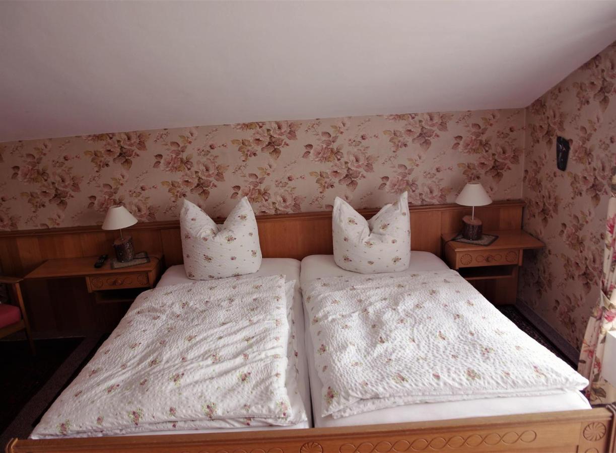 Gaestehaus Loedermann Garmisch-Partenkirchen Bagian luar foto